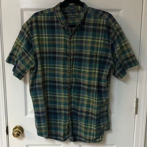 Eddie Bauer Men’s Short Sleeve Dress Shirt